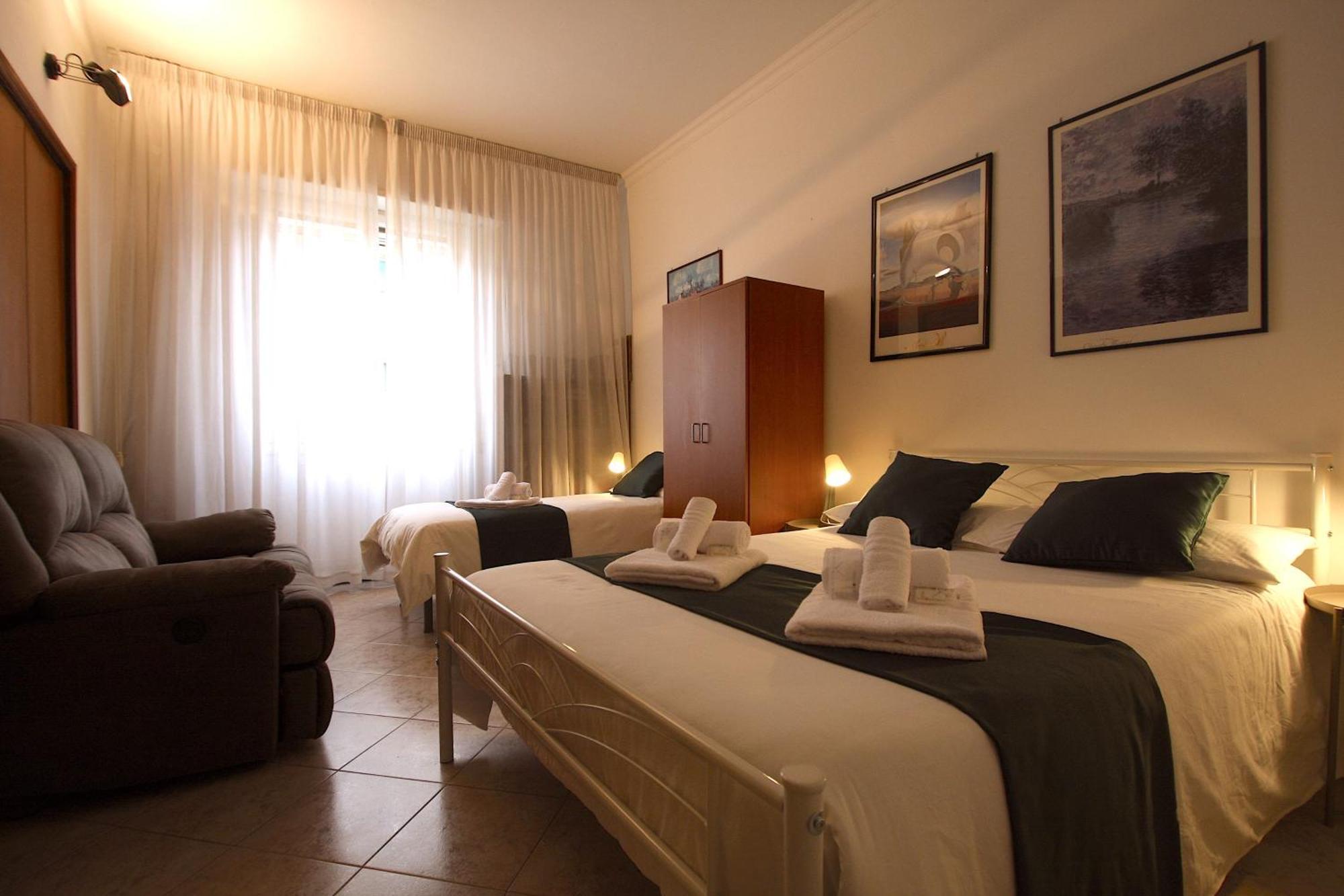 דירות רומא Enea Holiday House מראה חיצוני תמונה
