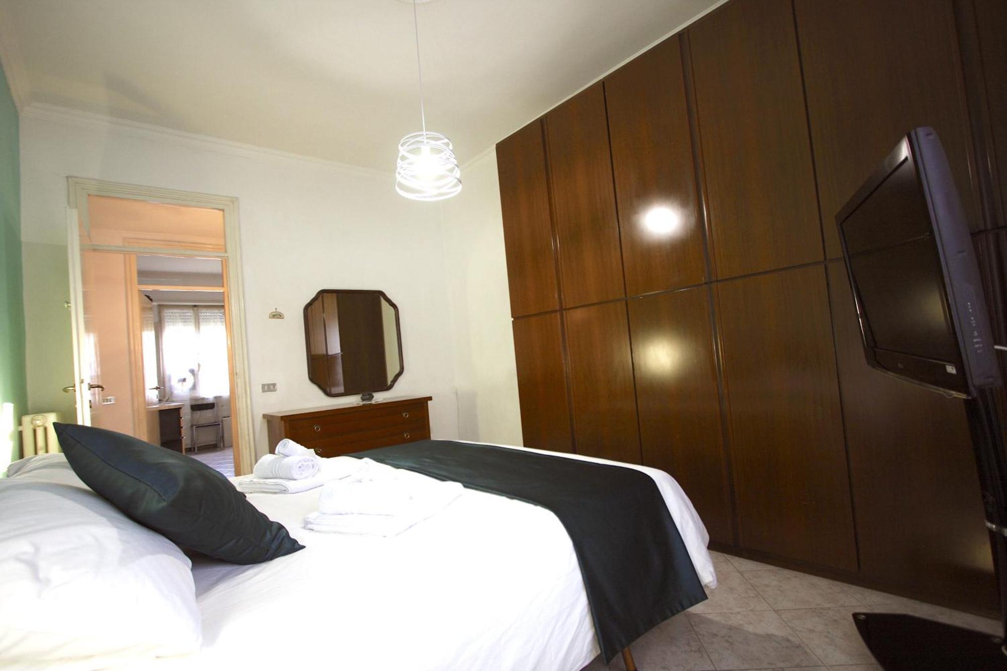 דירות רומא Enea Holiday House מראה חיצוני תמונה
